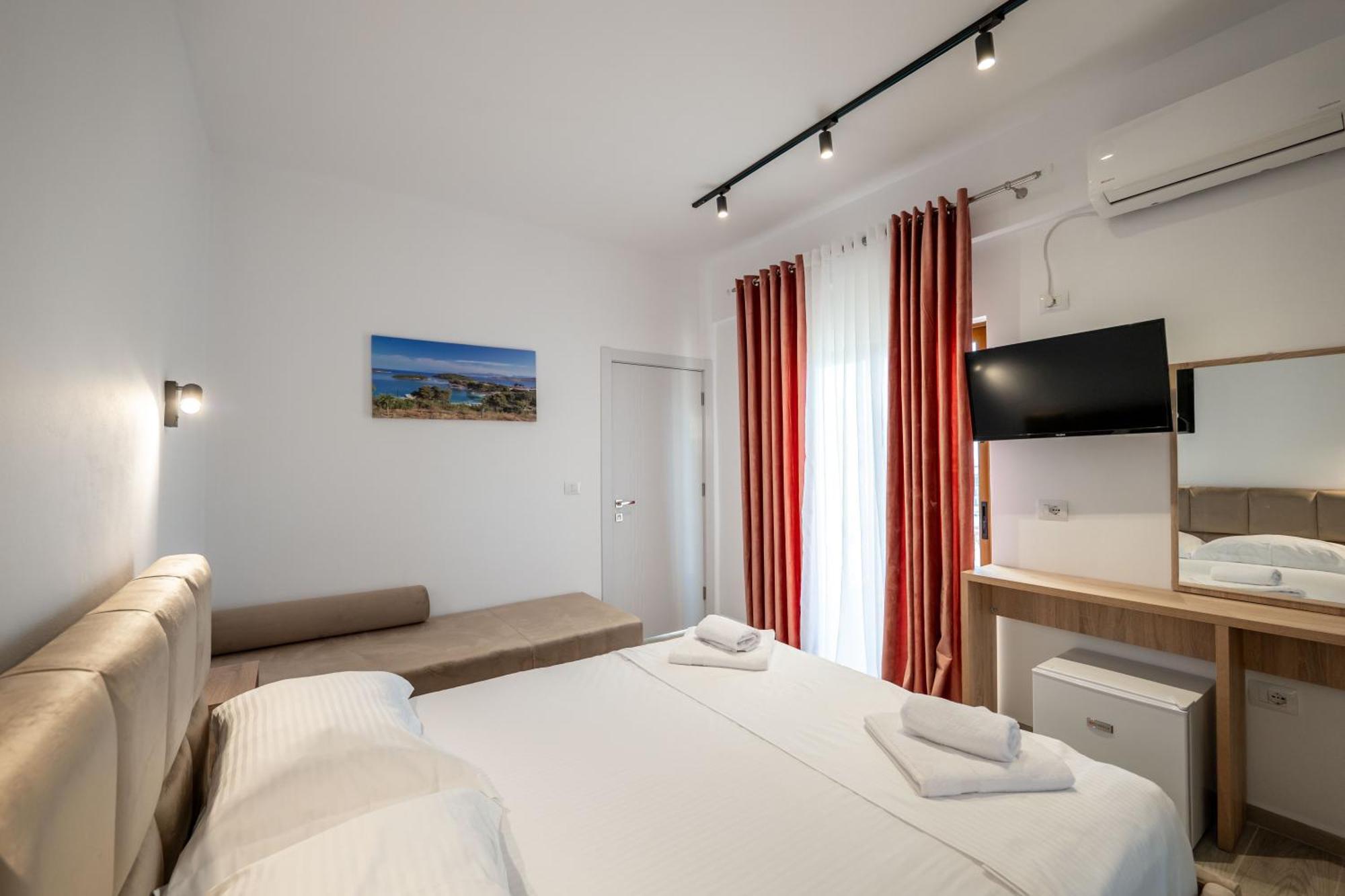 Hotel Perla Ksamil Exteriör bild