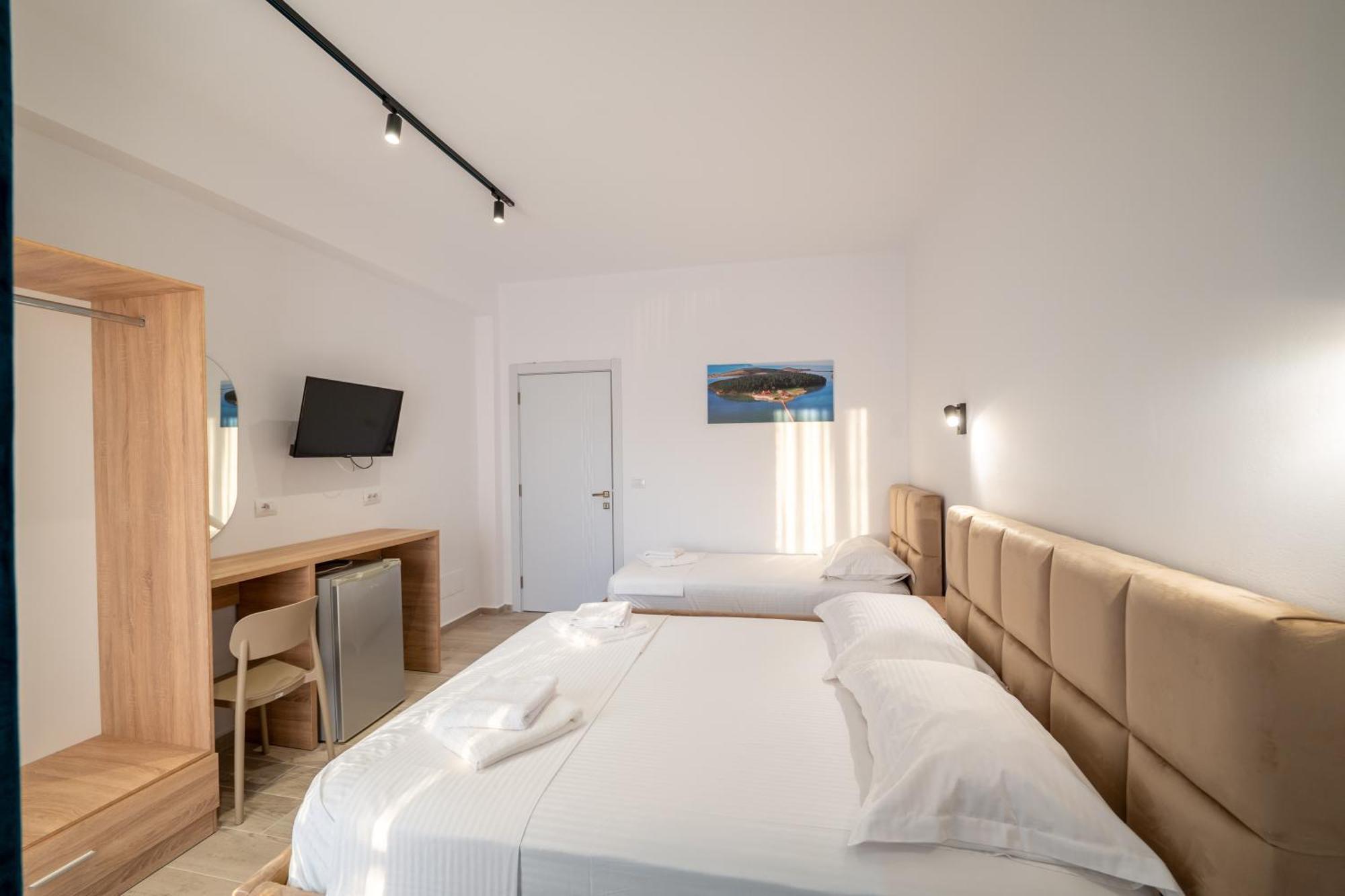 Hotel Perla Ksamil Exteriör bild